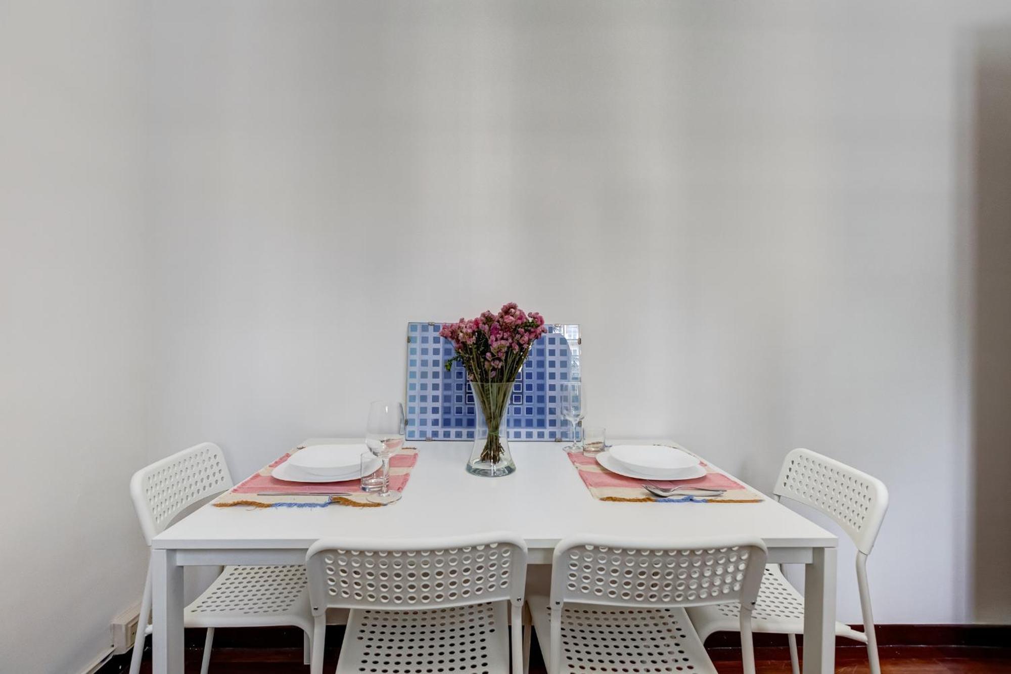 New Flat Beethoven * Roma